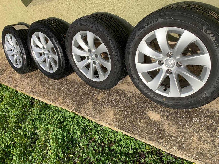 Алуминиеви джанти с гуми Barum Bravuris 5HM – 215/55 R16
