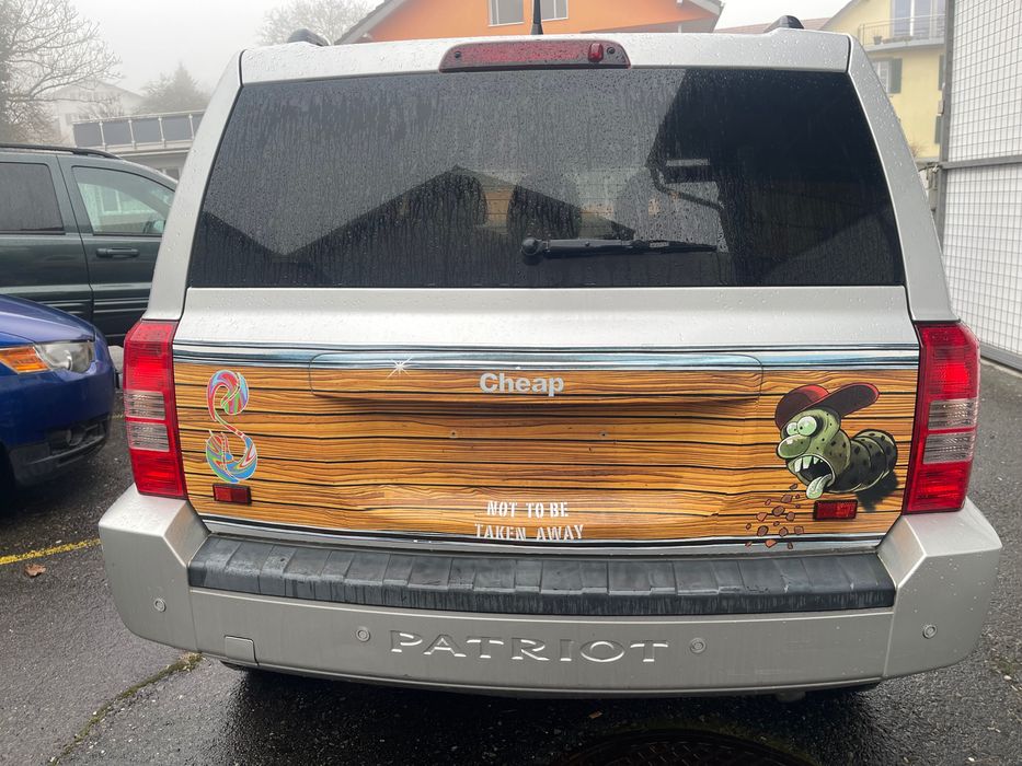 Продавам Jeep patriot от Швейцария