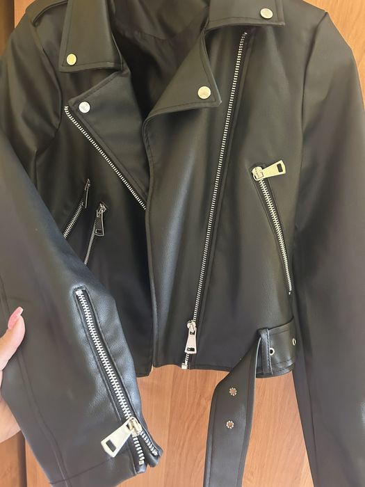 Дамско кожено яке