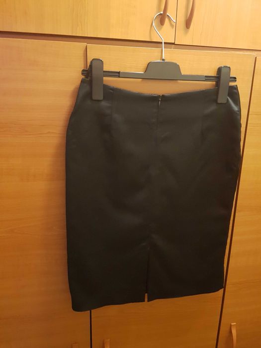 fustă damă satin, mărimea 38-40