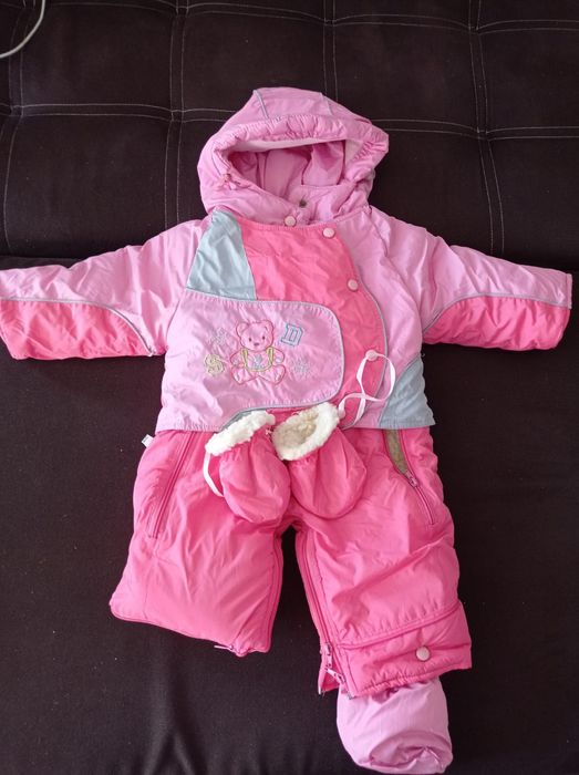 Продам детские вещи.