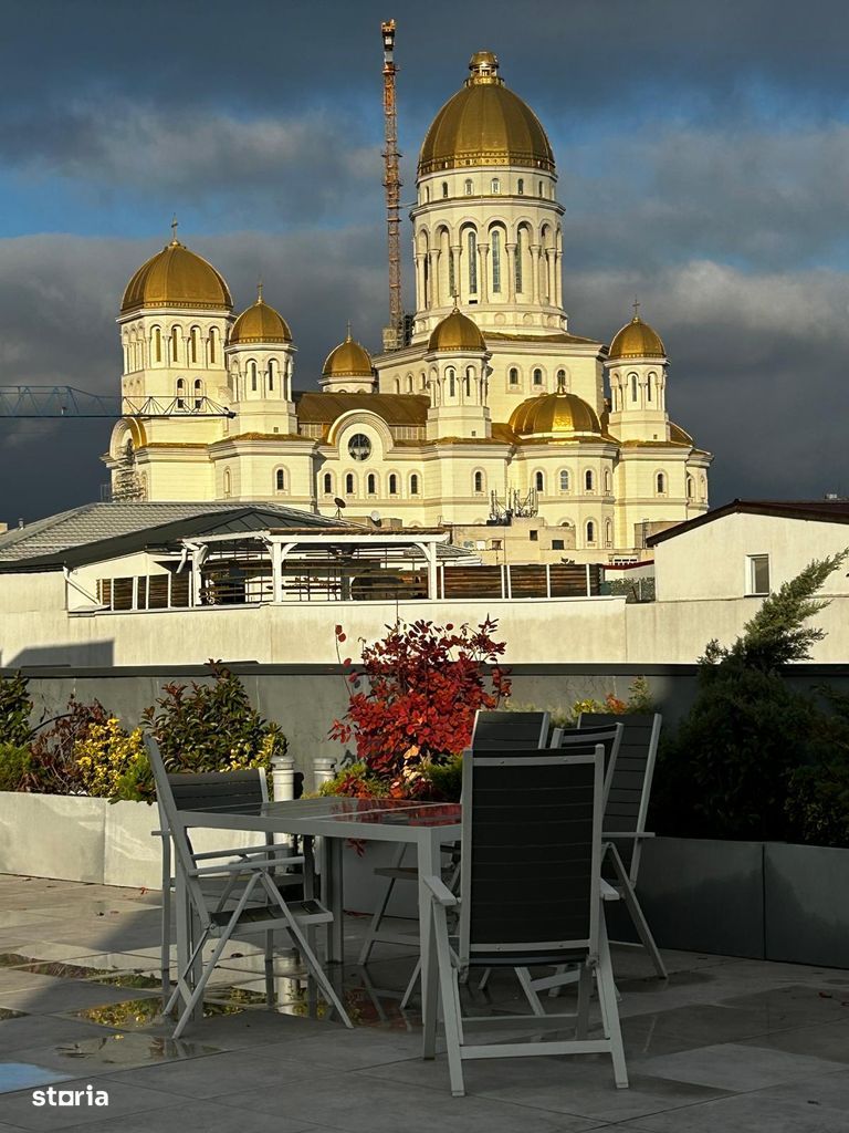 Apartament de lux cu trei camere in zona Palatul Parlamentului