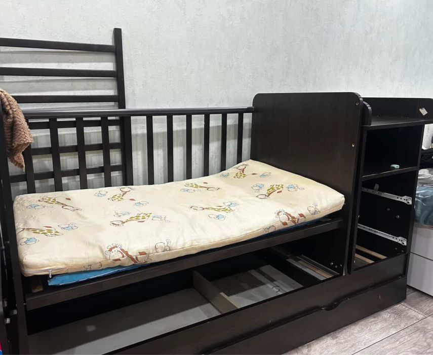 Детская кровать качалка