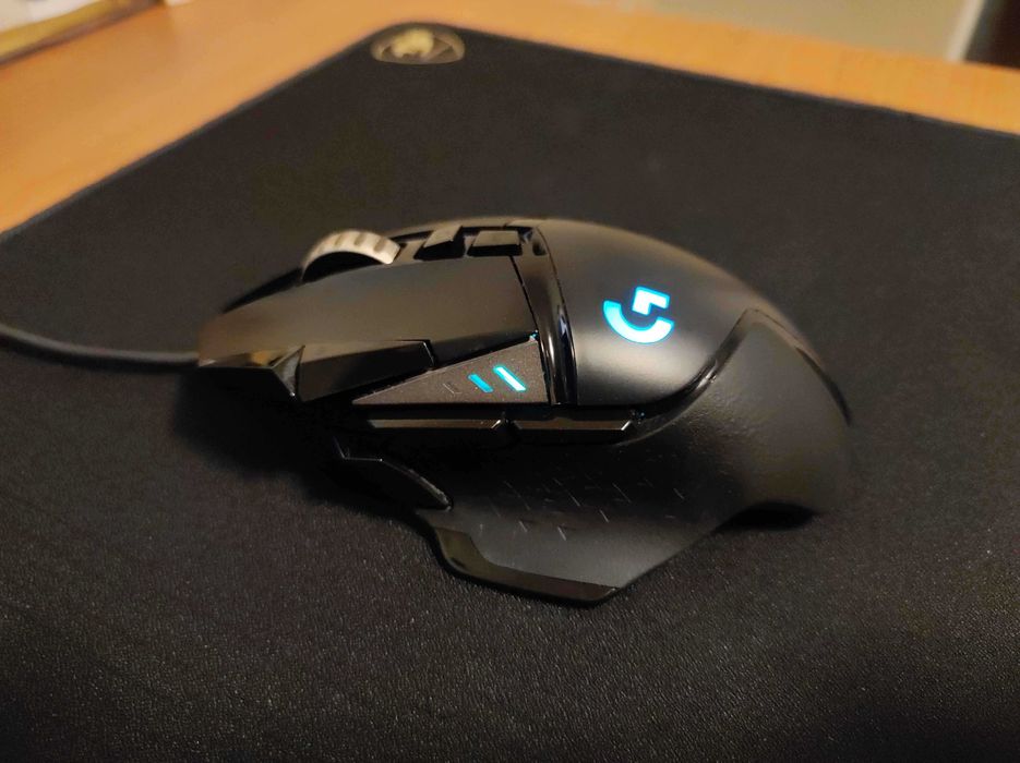 Геймърска мишка Logitech G502 Hero и MousePad/Подложка за мишка COUGAR