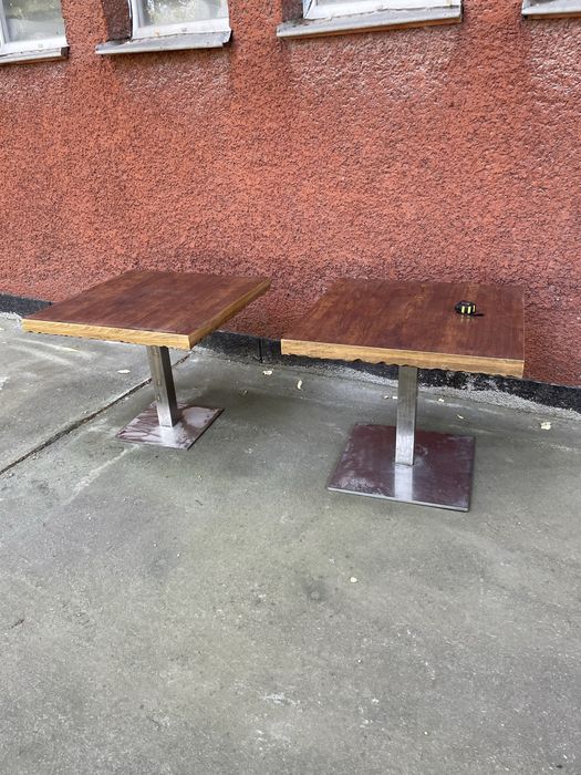 Градински маси и нисък диван