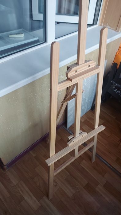 Подставка для рисования или картин