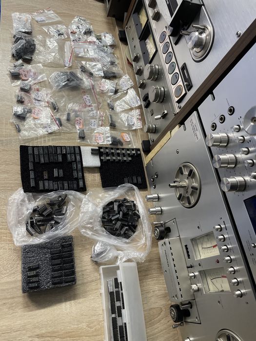 Vând integrate pentru magnetofon Rostov k157ud2 k157ul1a