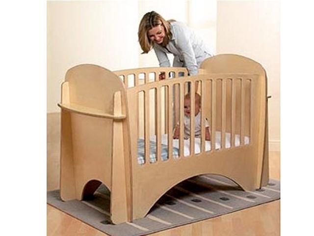 Vand patut bebelus Lindam