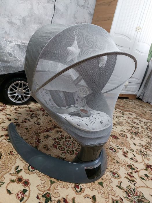 Шезлонг сотилади