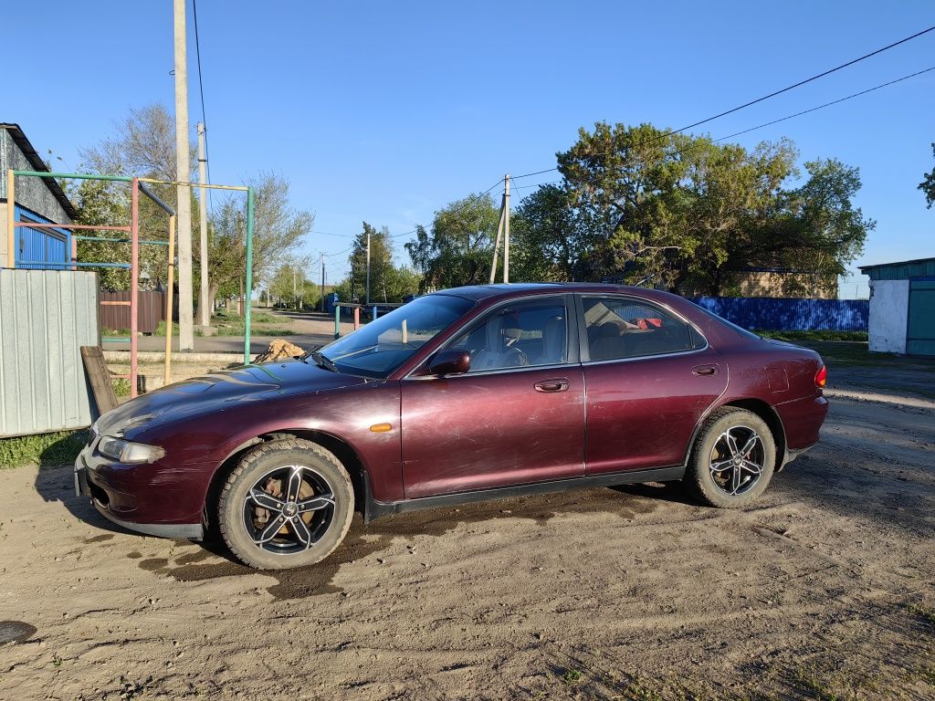 Продам  автомобиль Mazda xedos 6