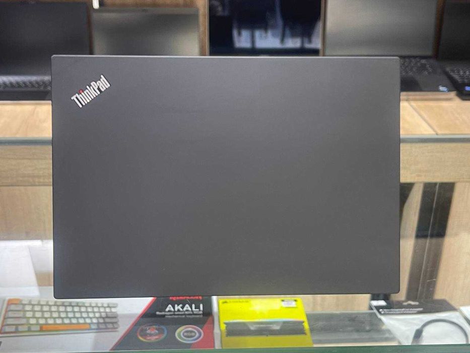 Lenovo ThinkPad T14 Gen 1 Core i5-10210U ram 16 ssd 256