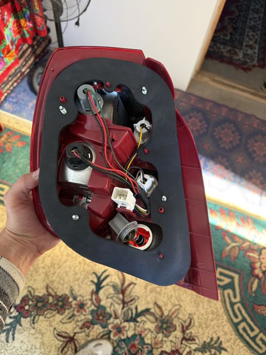 Lacetti orqa stop oʻng taraf