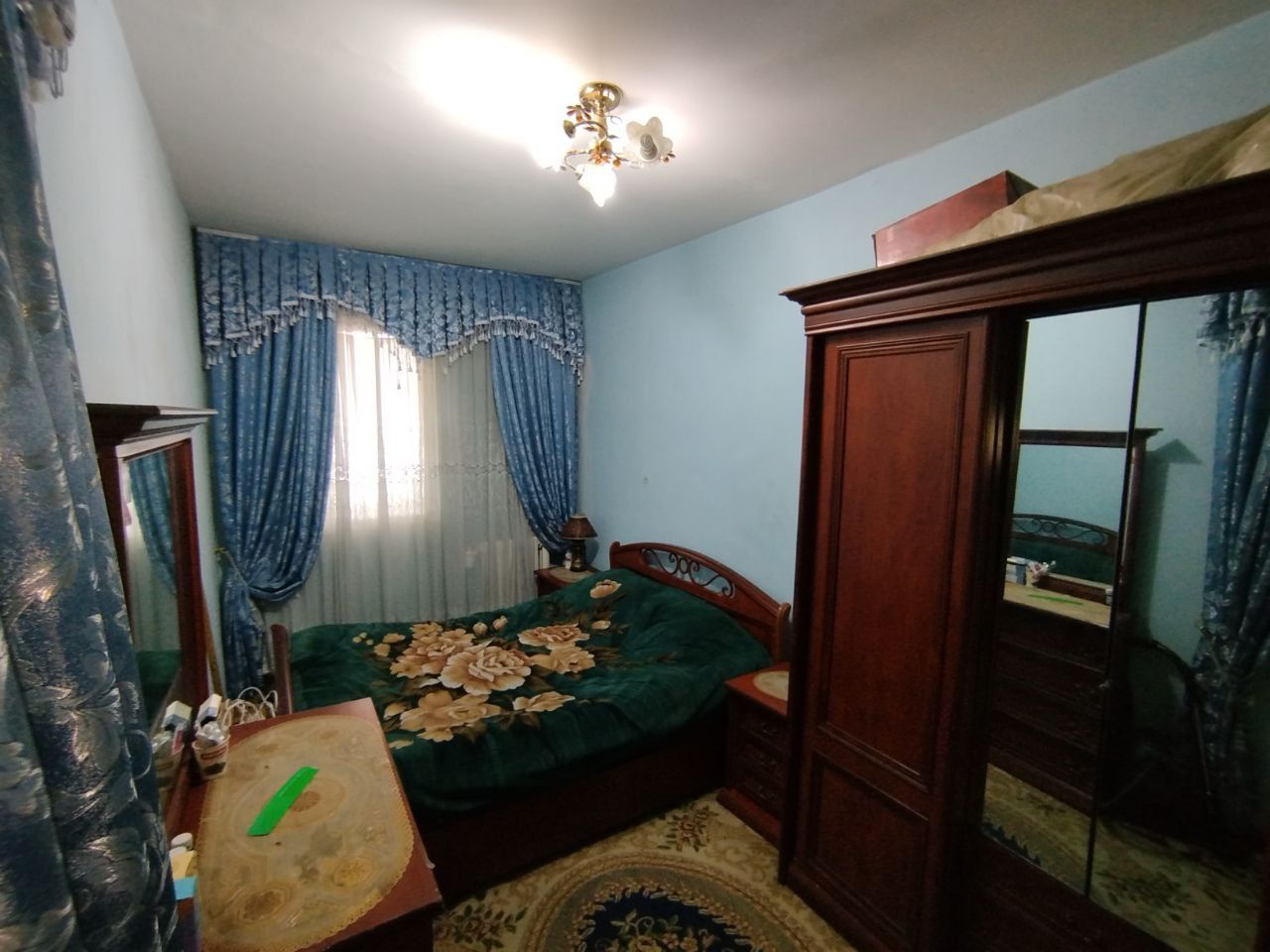 Срочно продаю 3 комнатную квартиру яшнабадском на рисовым франция