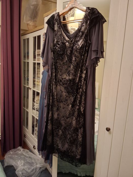 Rochie de ocazie din dantela.