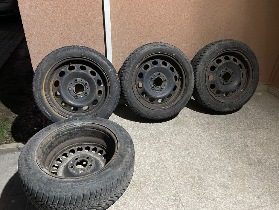 Anvelope cu janta iarna 205/65 R16  pentru BMW