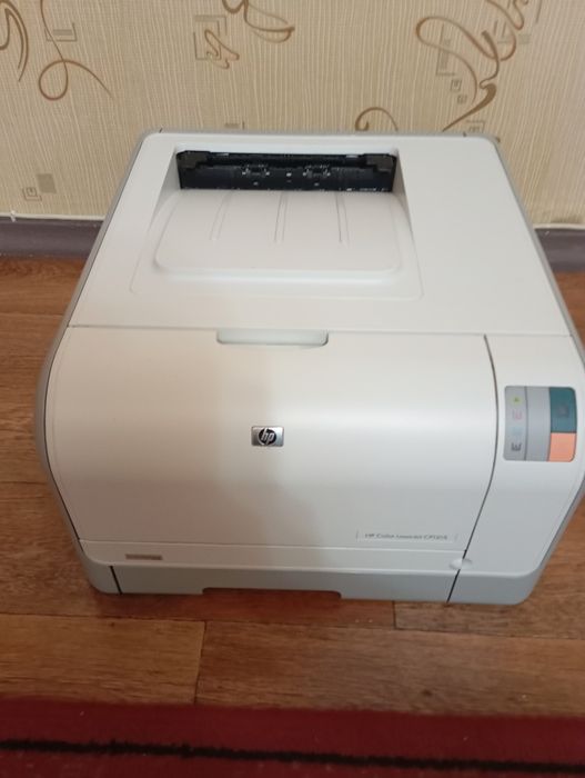 Продам цветной лазерный принтер HP