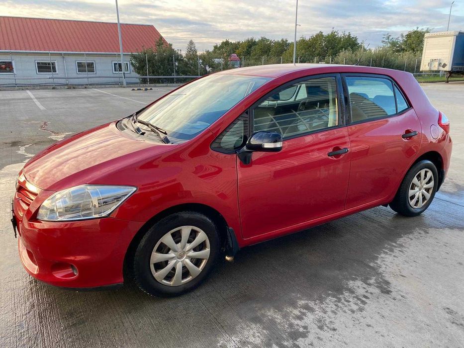 Vand Toyota Auris 1.4D