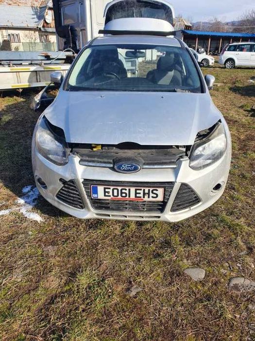 Dezmembrez Ford Focus 3 1.6 benzina 120CP 2011