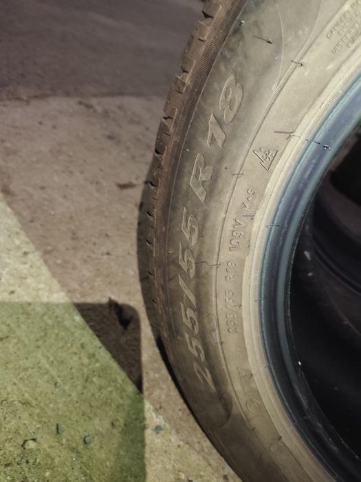 Vand  4  anvelope dimensiune 255/55 R18 si 235/60 R18 dot 2720 PIRELLI