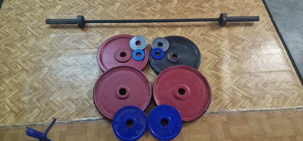 Штанга с блинами