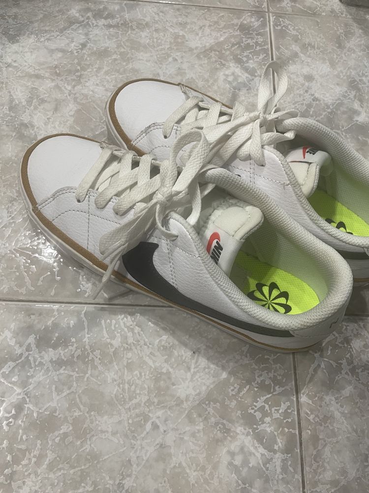 Nike кецове 39