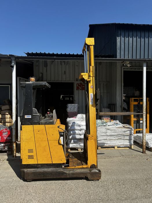 Motostivuitor electric(electrostivuitor)Reach Truck – 2 t, Sit-Down