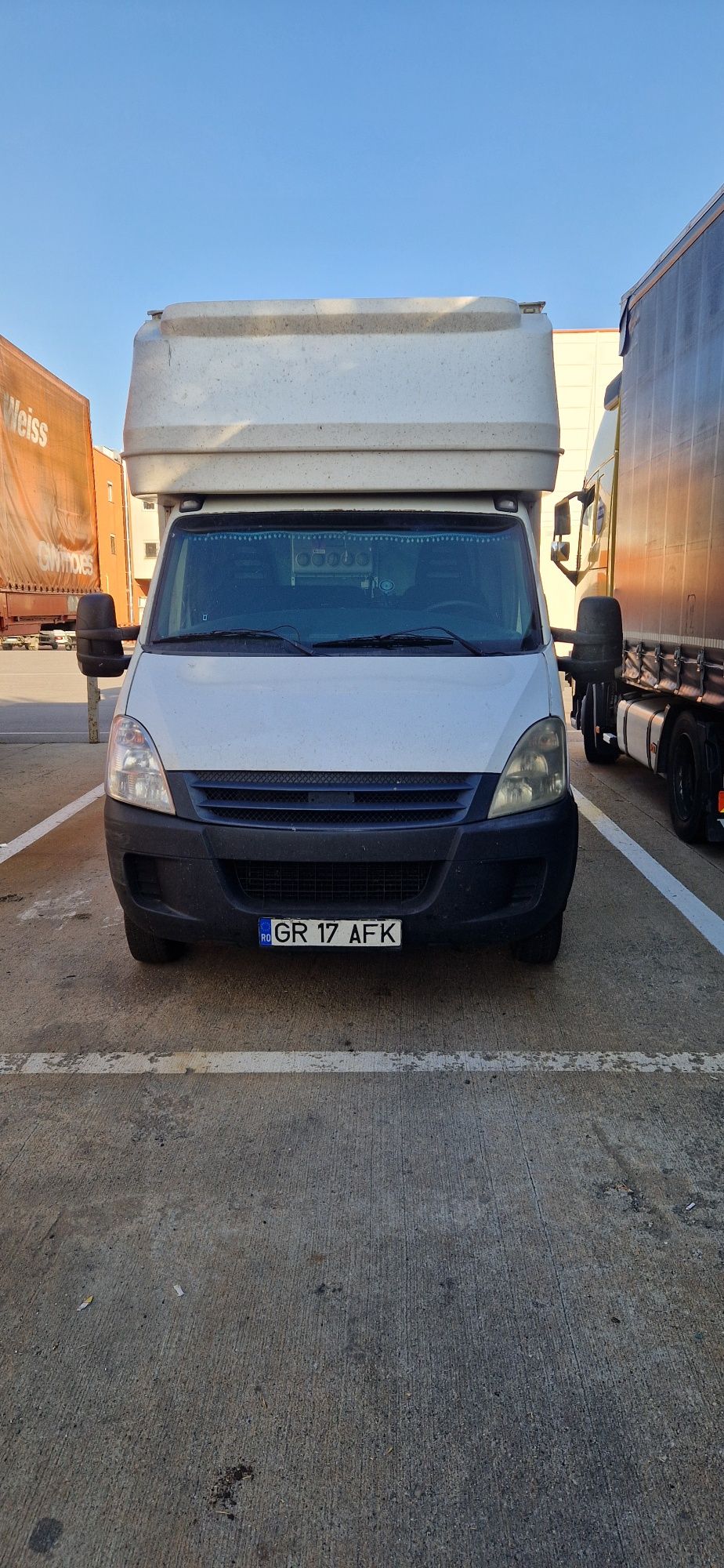 Ofer spre vanzare 3 iveco daily