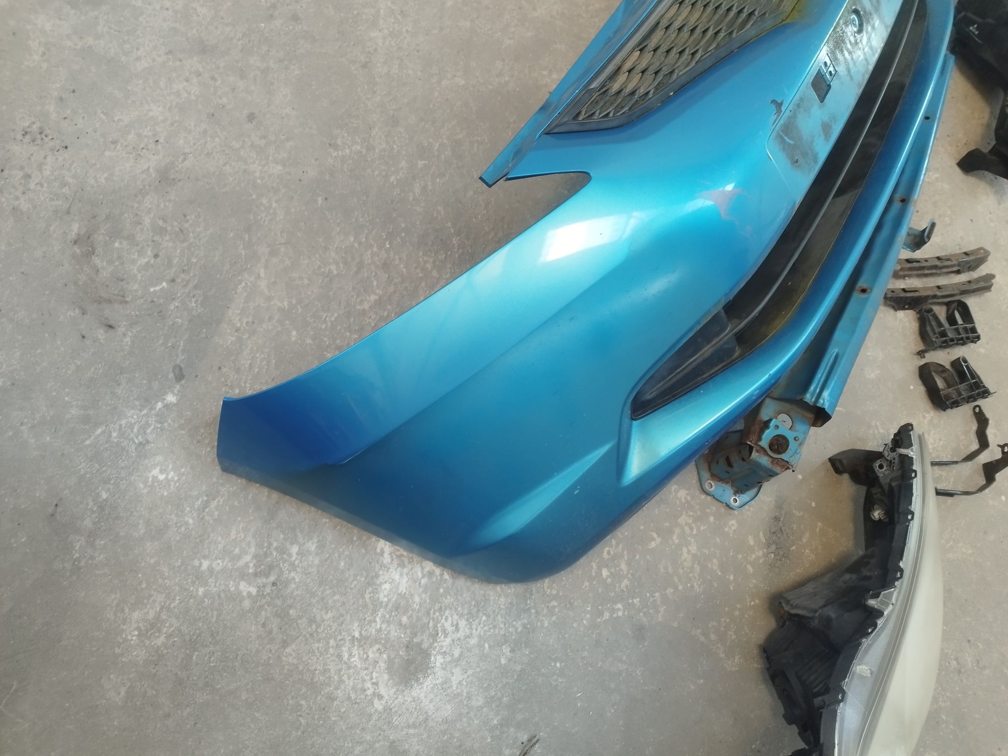 Предница за хонда джаз  honda jazz