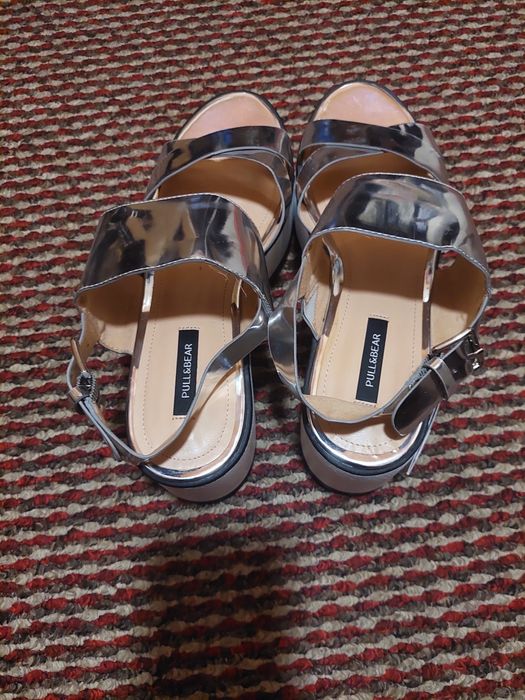 Sandale Pull & Bear ,nr.39