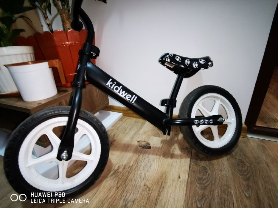 Bicicleta de echilibru fara pedale
