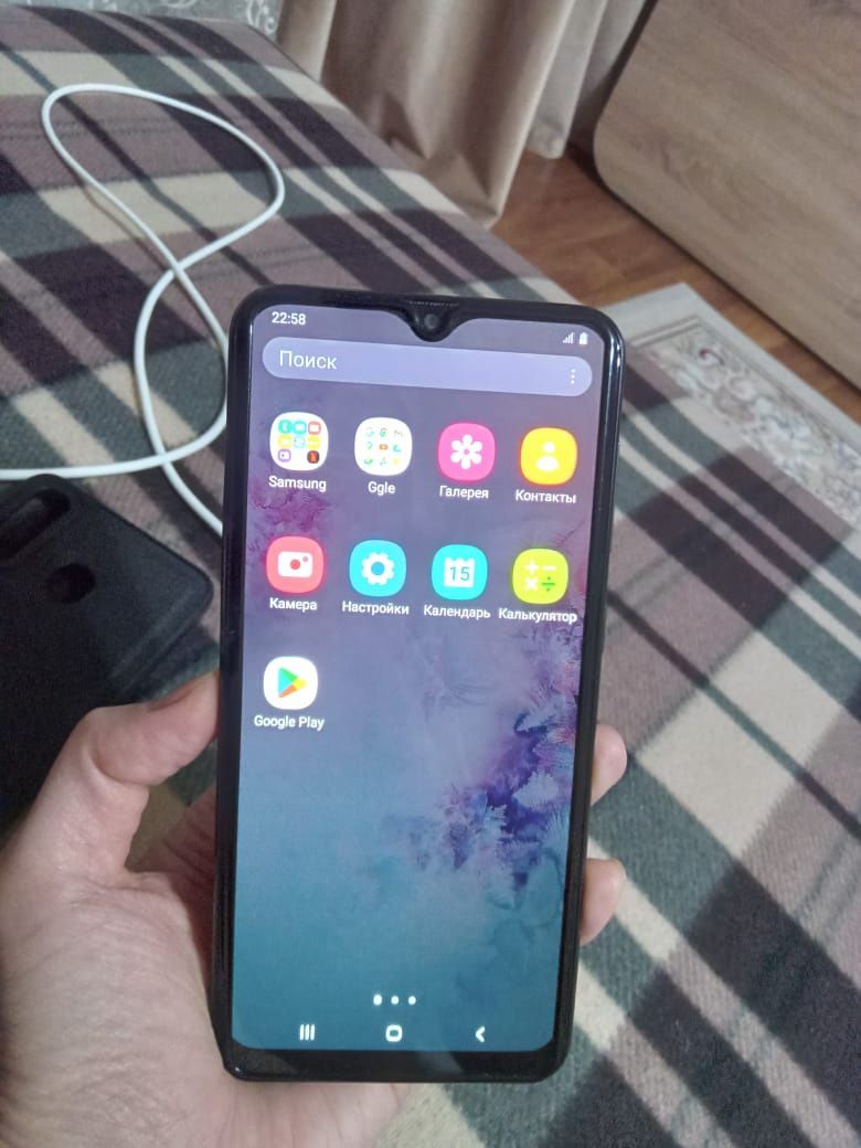 Самсунг Galaxy A20