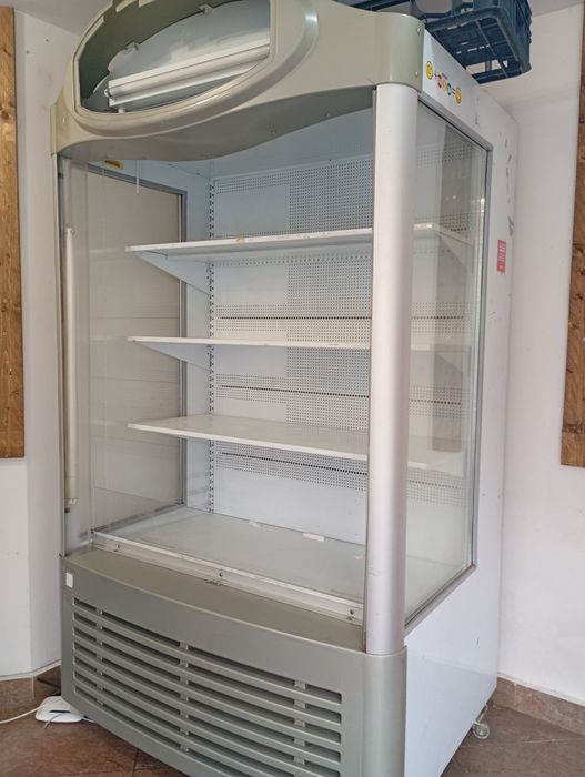 Хладилна витрина  с нов компресор