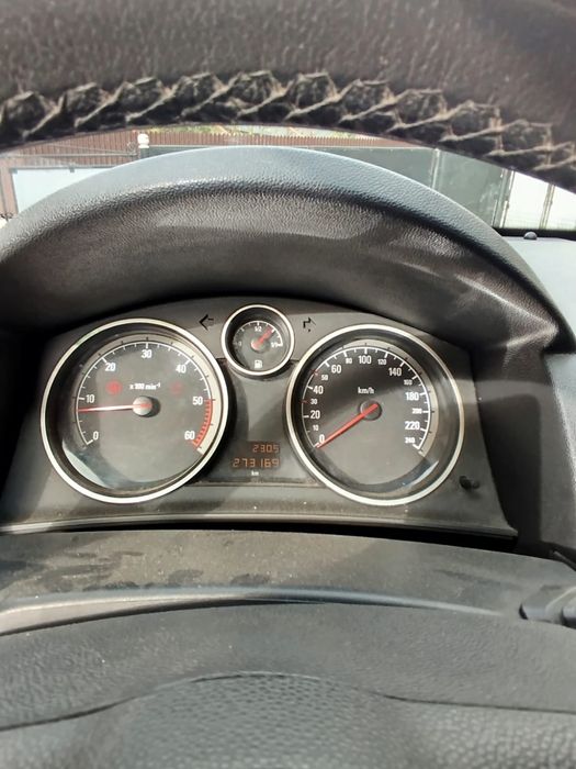 Opel astra h 1.9 cdti