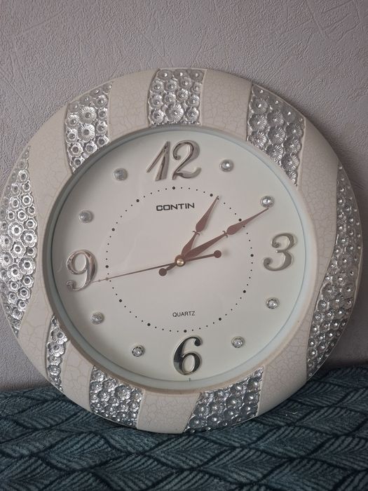 Часы настенные большие