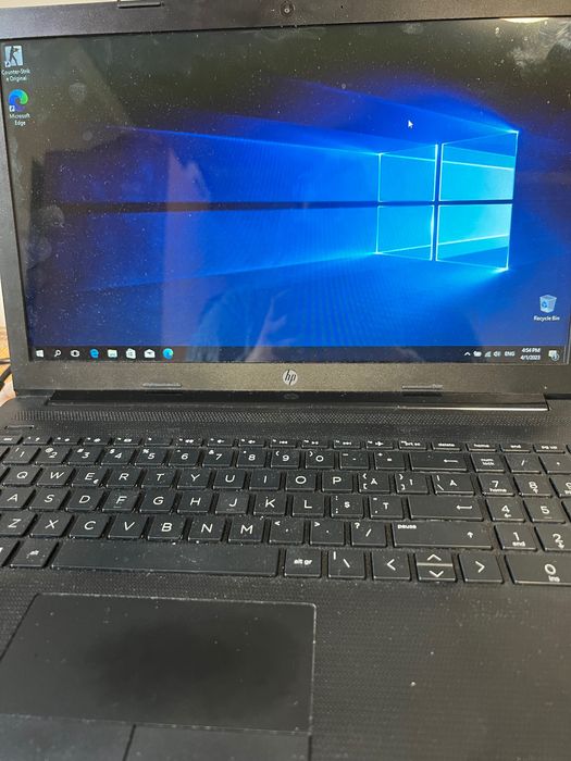 Лаптоп HP Windows 10 Homd