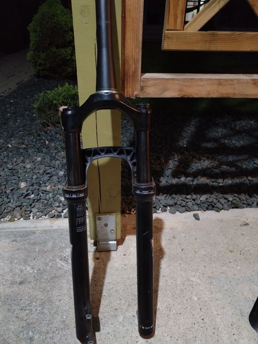 Furcă tk silver 100mm cursa!