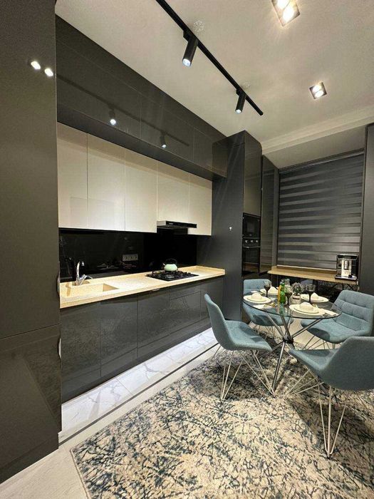 Piramit tower напротив 3 комнатная квартира 105кв.м сдам СРОЧНО