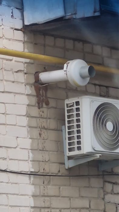 Продам вытяжку с улиткой