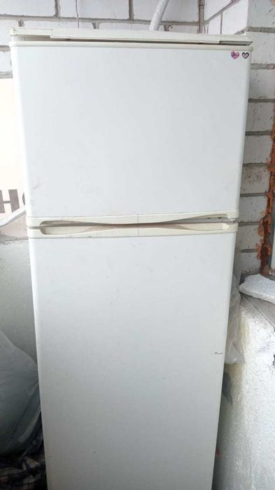 Продам холодильник но не холодит надо посмотреть
