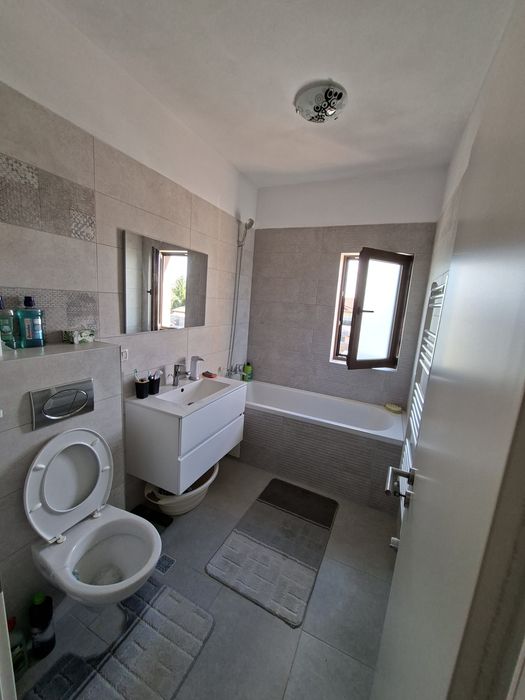 Apartament cu 2 camere in Sanpetru