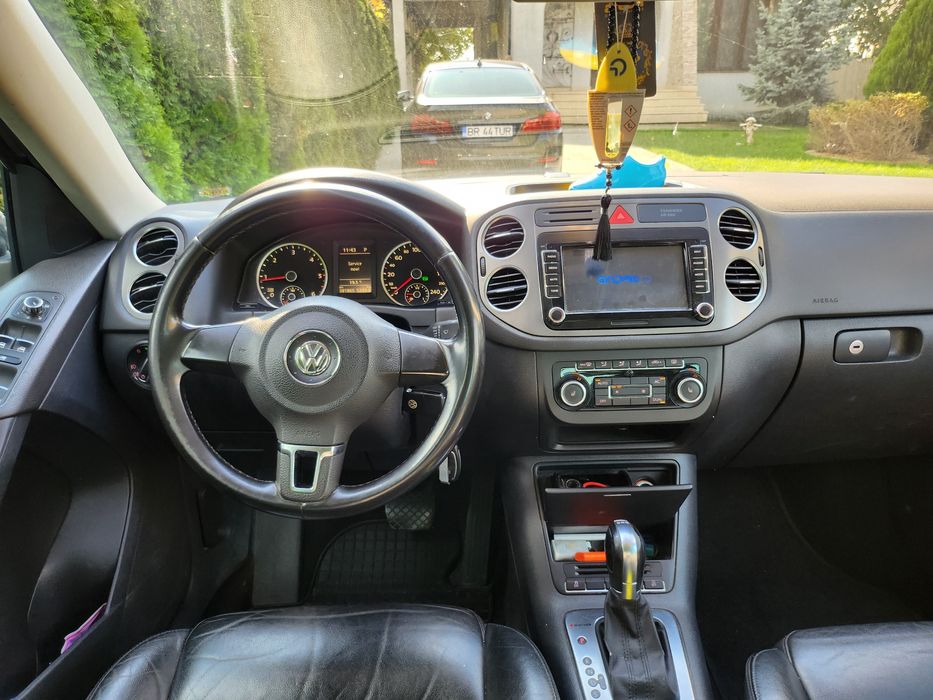 Volkswagen Tiguan 2.0TDI 140CP 4×4 Automat Navi