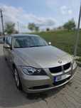 BMW e90 seria 3, 318i