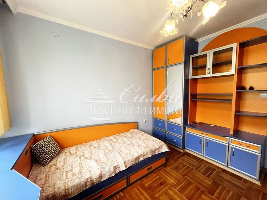 Тристаен апартамент под наем - кв. Добруджански!