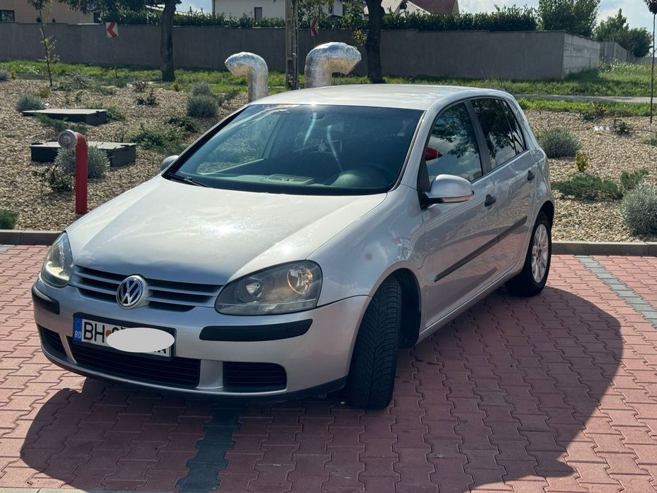 Volkswagen Golf 5 Benzina