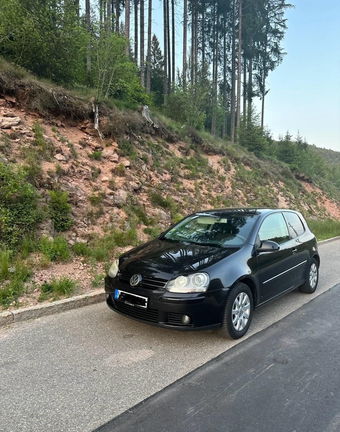 VW Golf V 1.6 Benzin