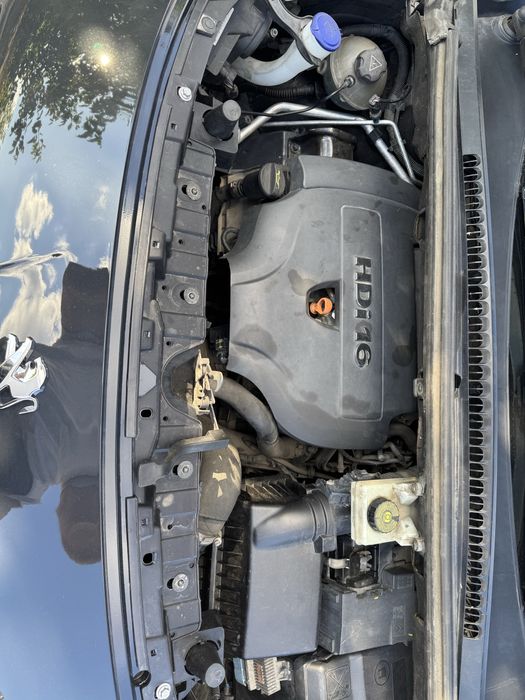 Vand Peugeot 3008 2011 2.0 HDI