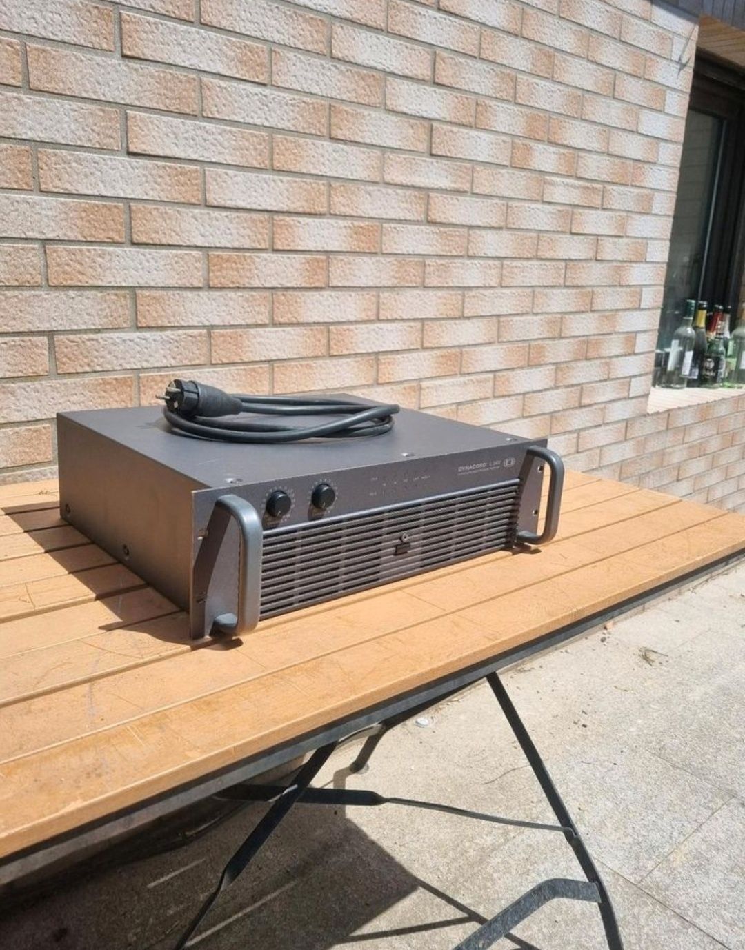 Dyanacord L2400 2x1200w