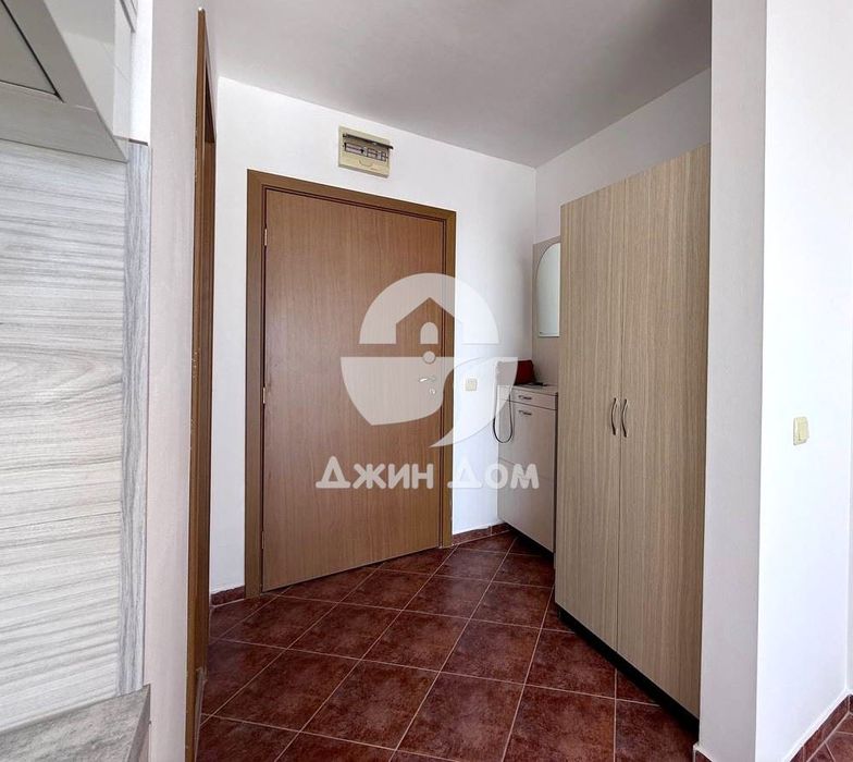 Просторен едностаен апартамент в к-с „Арките“, с. Кошарица