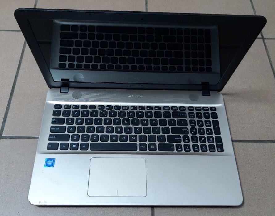 Dezmembrez laptop Asus X541NA
