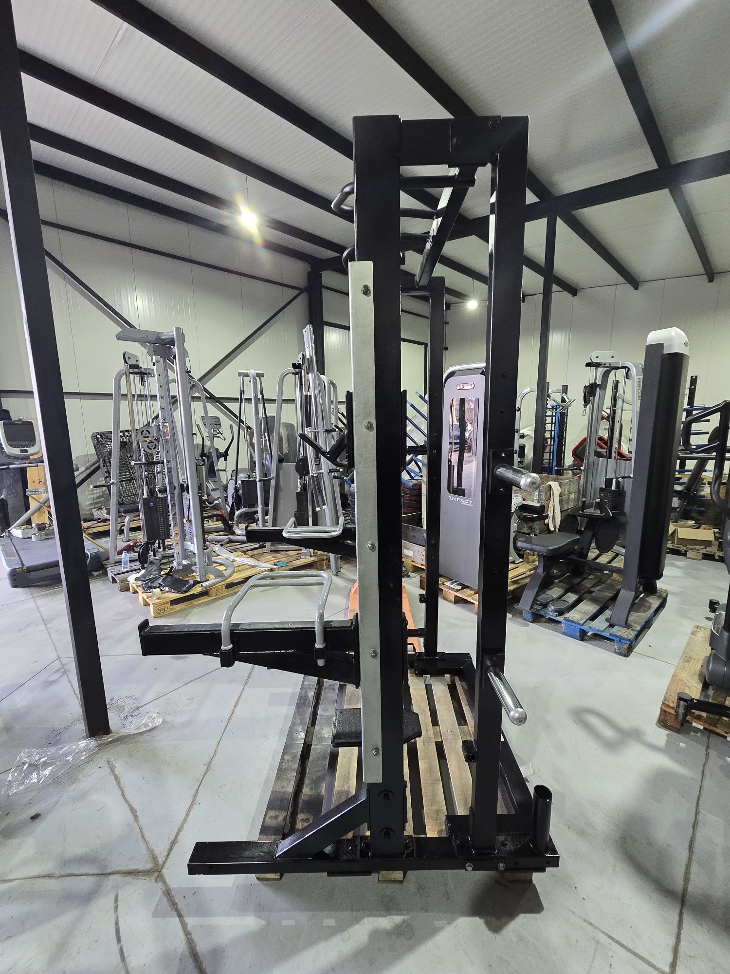 Technogym техноджим half rack клеткаа клек професионална рециклирана